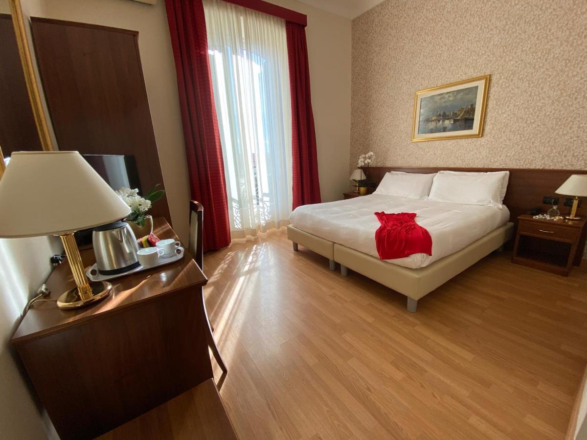 Hotel Eletto Sanremo Luaran gambar