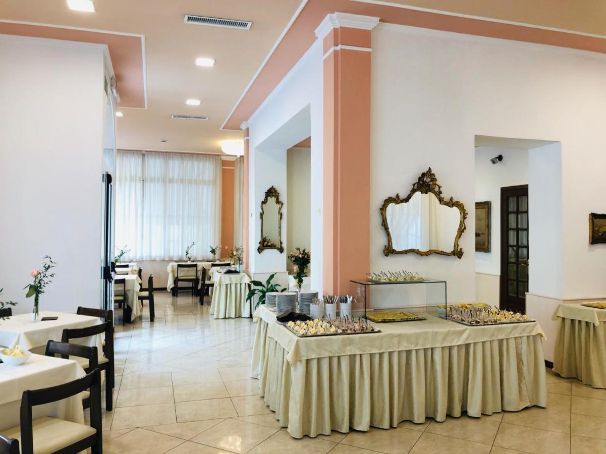 Hotel Eletto Sanremo Luaran gambar