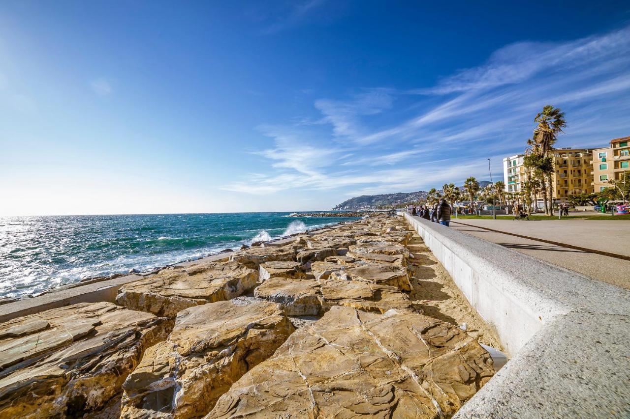 Hotel Eletto Sanremo Luaran gambar