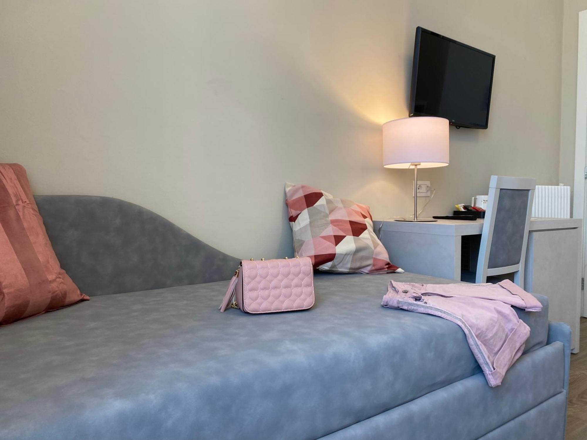 Hotel Eletto Sanremo Bilik gambar